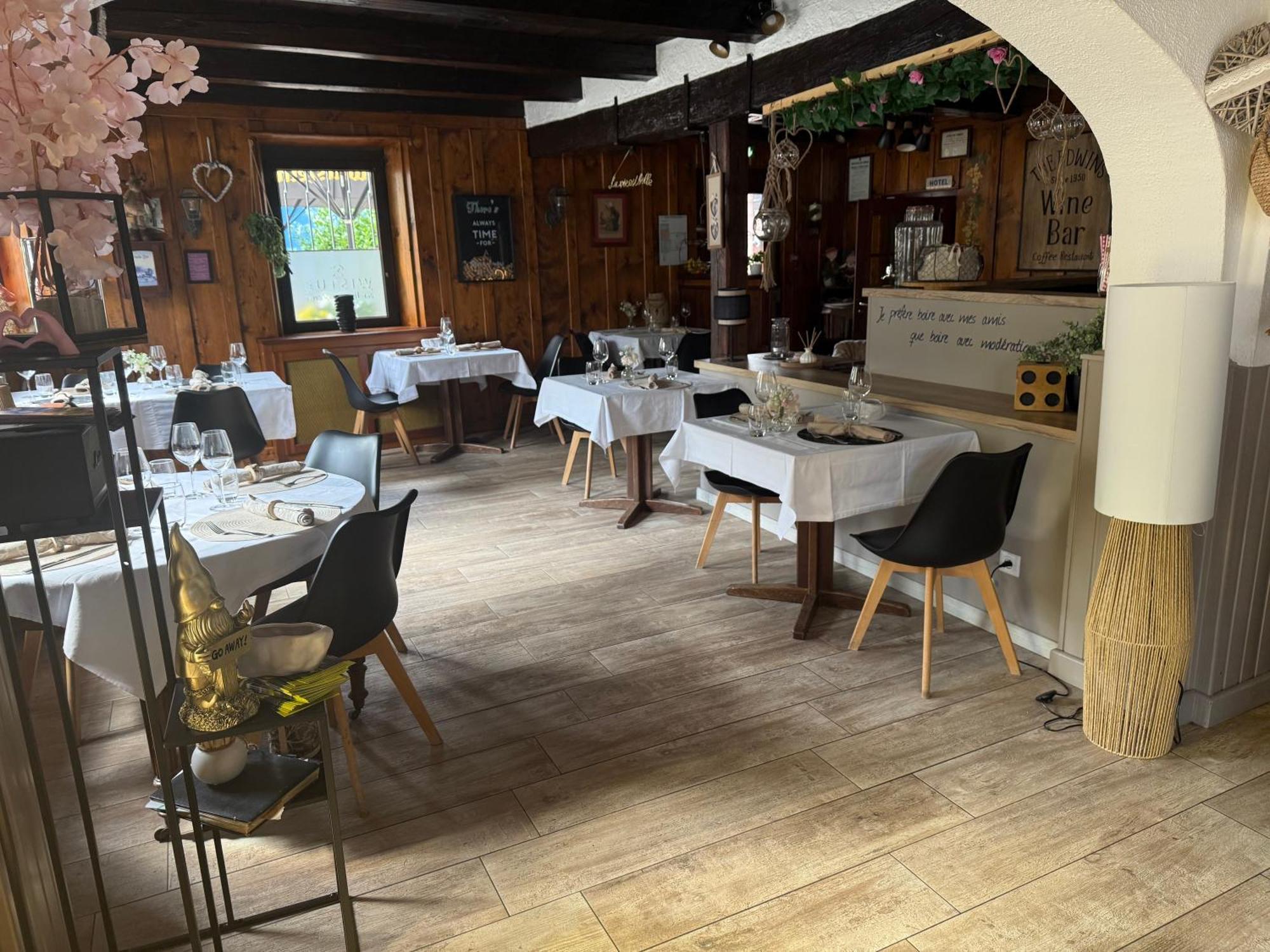 Hotel Wistub Le Passage Sainte-Marie-aux-Mines Esterno foto